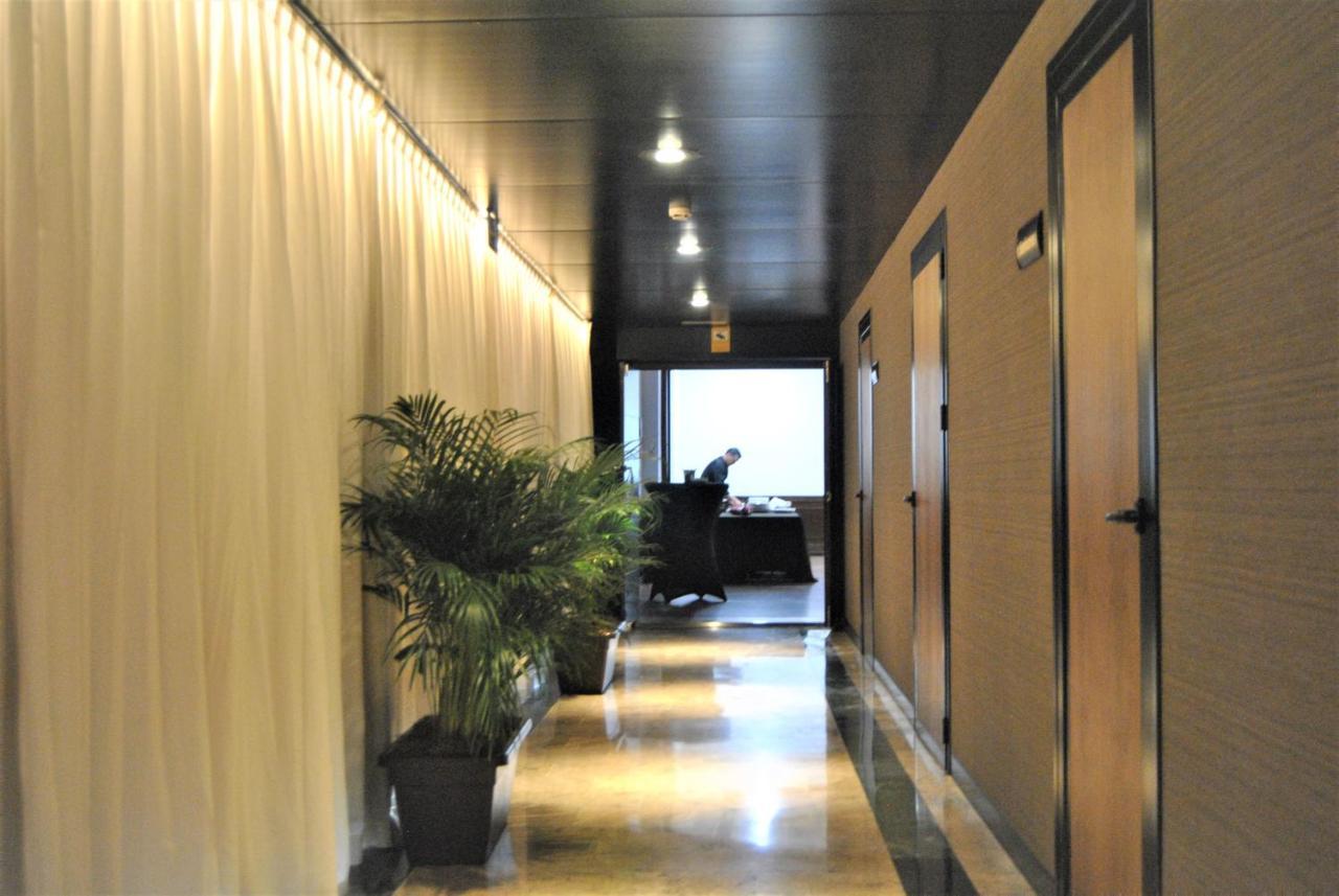 Arva Santiago Leon Hotel Buitenkant foto