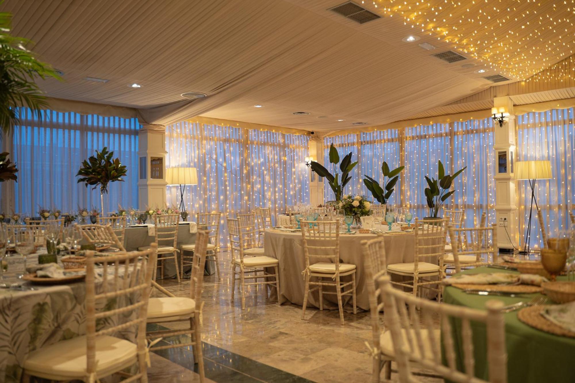 Arva Santiago Leon Hotel Buitenkant foto