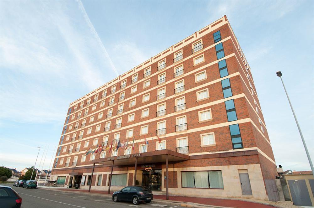 Arva Santiago Leon Hotel Buitenkant foto